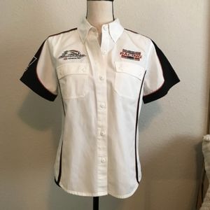 I'm ISO this shirt in XL. Let me know